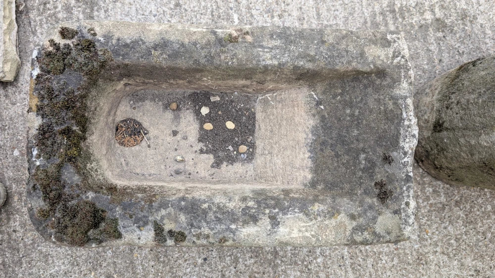 ANTIQUE 18TH CENTURY WEATHERED STONE WATER PUMP TROUGH GARDEN FEATURE PLANTER