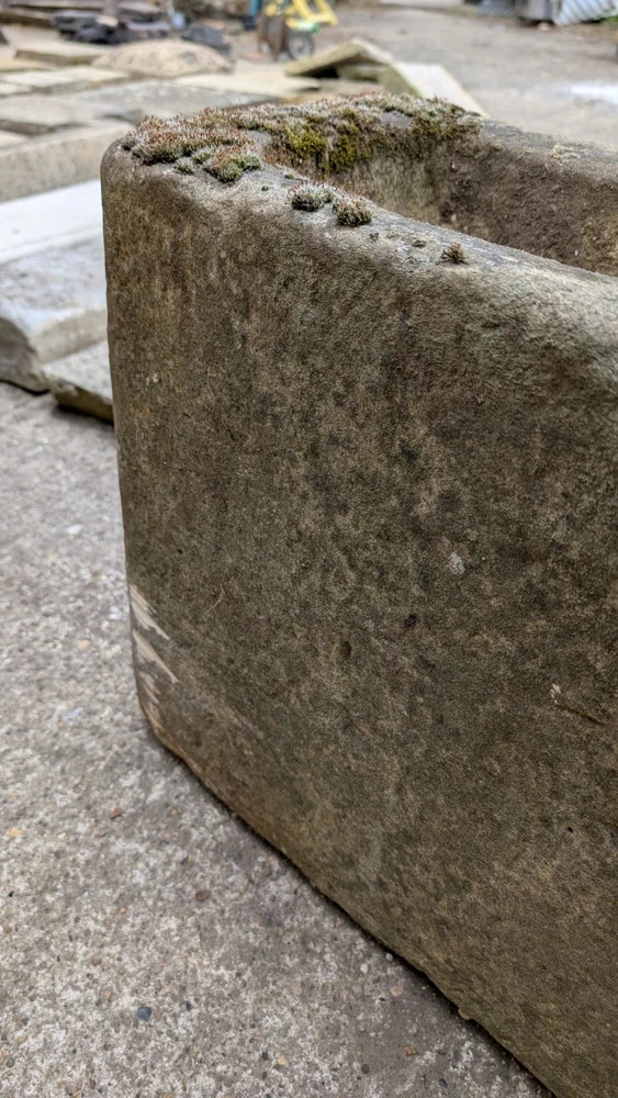 ANTIQUE 18TH CENTURY WEATHERED STONE WATER PUMP TROUGH GARDEN FEATURE PLANTER