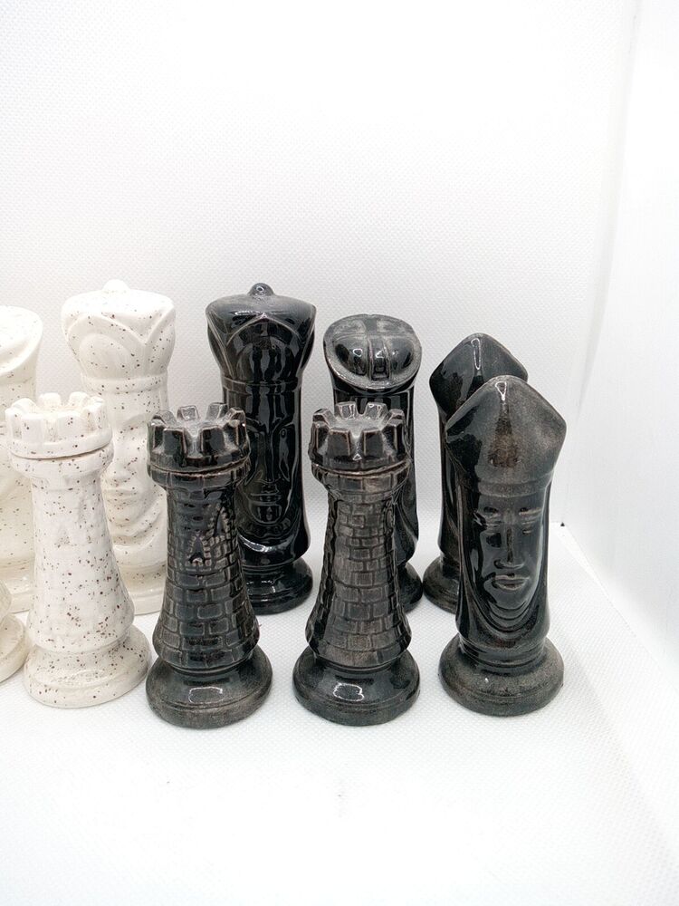 Duncan Chess Set Ceramic Glazed 32 Piece Set 3" Tall 1960's Vintage Black/White